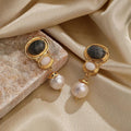 Vintage Drop Earrings With Freshwater Pearl - Gold Plated - Yacine & Me