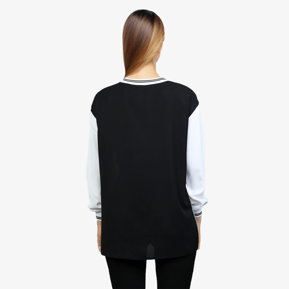 Sporty Blouse With Black Pocket - Yacine & Me