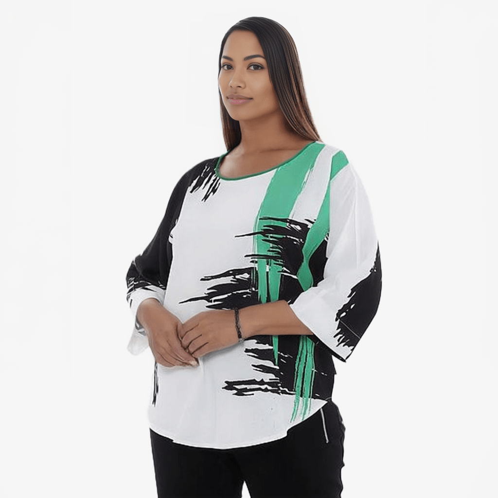 Plus Size - Top With Print Graphic - Yacine & Me